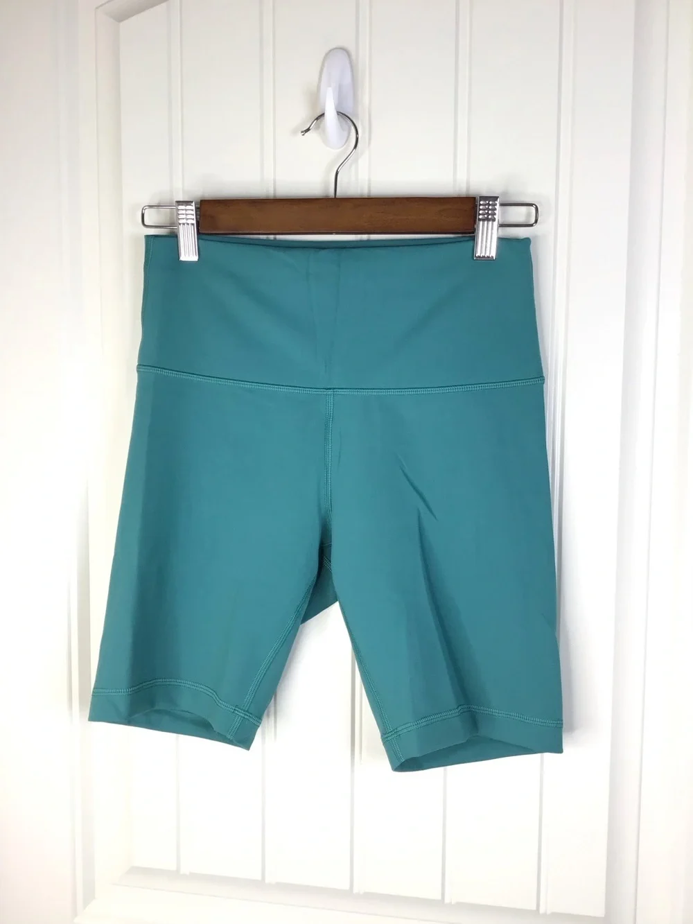 Lululemon Wunder Train High Rise Short 8
